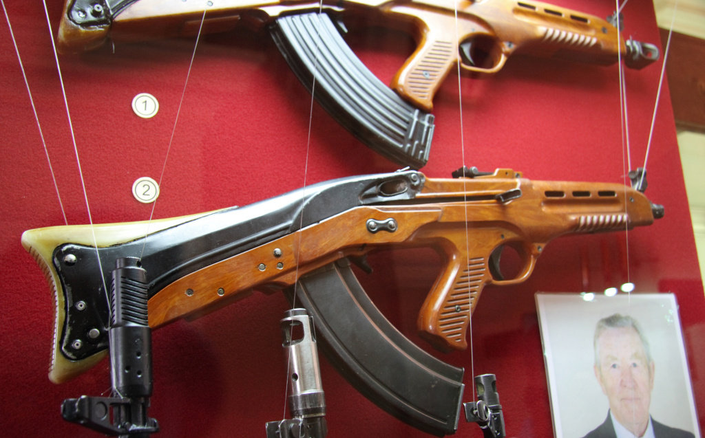 TKB-011_rifle_1963_mod_Tula_State_Arms_museum.jpg