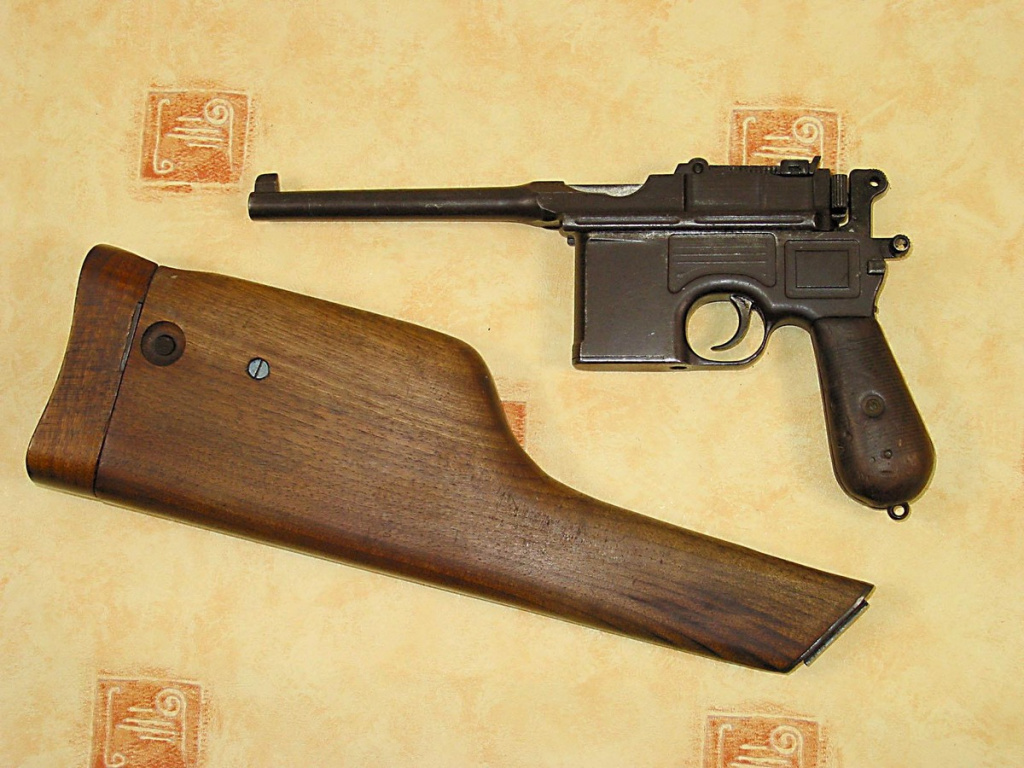 Mauser C96 1.jpg